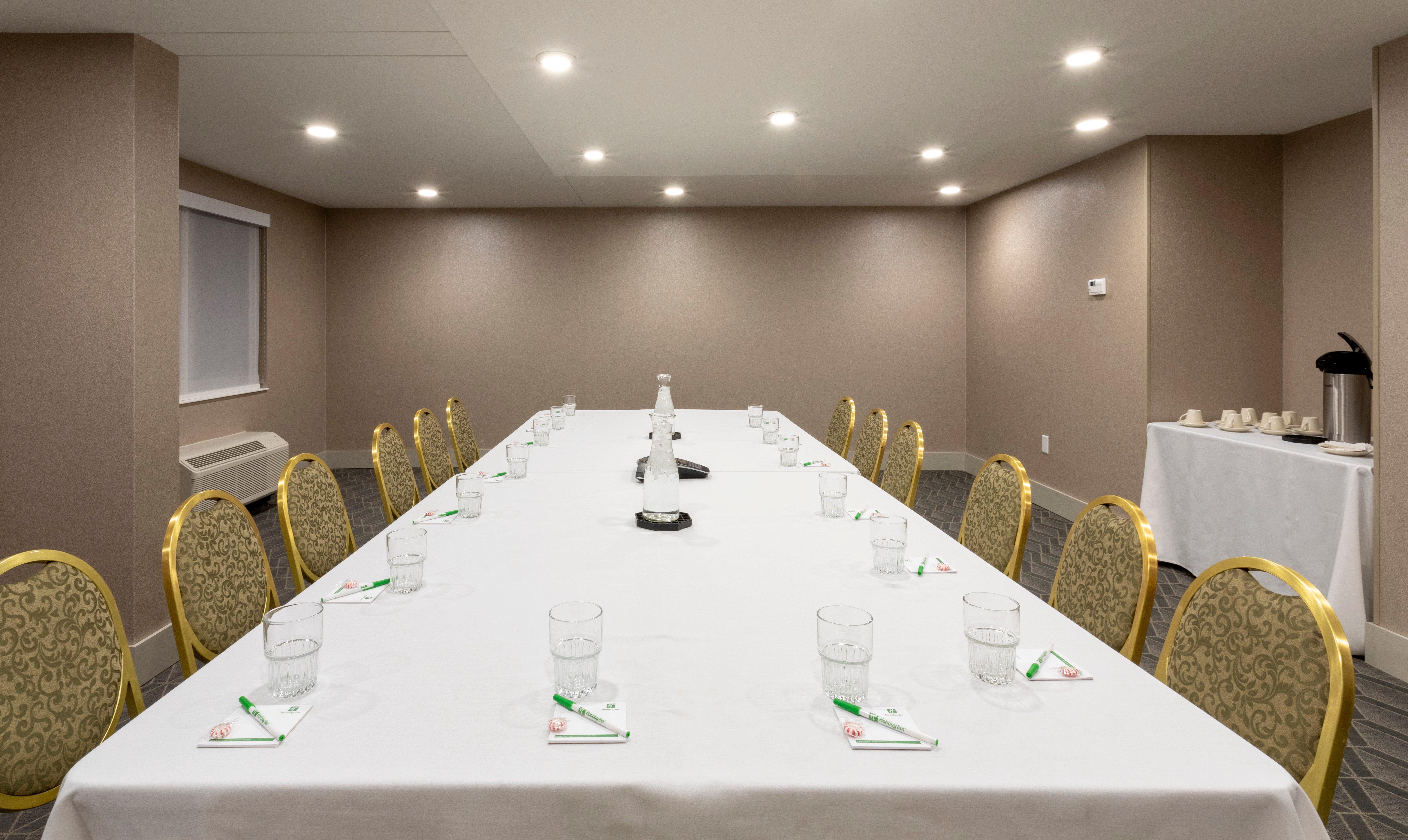 Holiday Inn Marquette By Ihg Экстерьер фото
