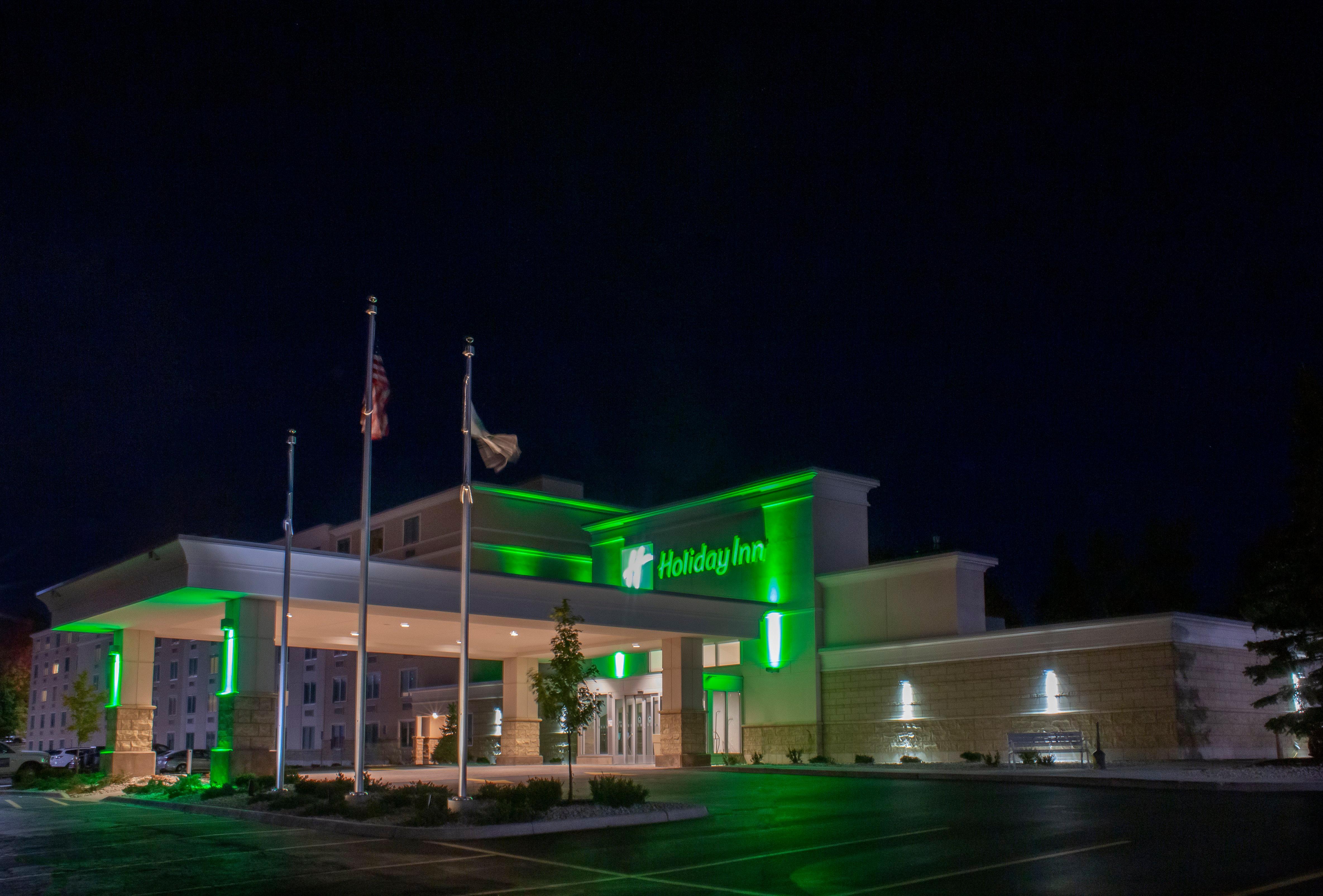Holiday Inn Marquette By Ihg Экстерьер фото