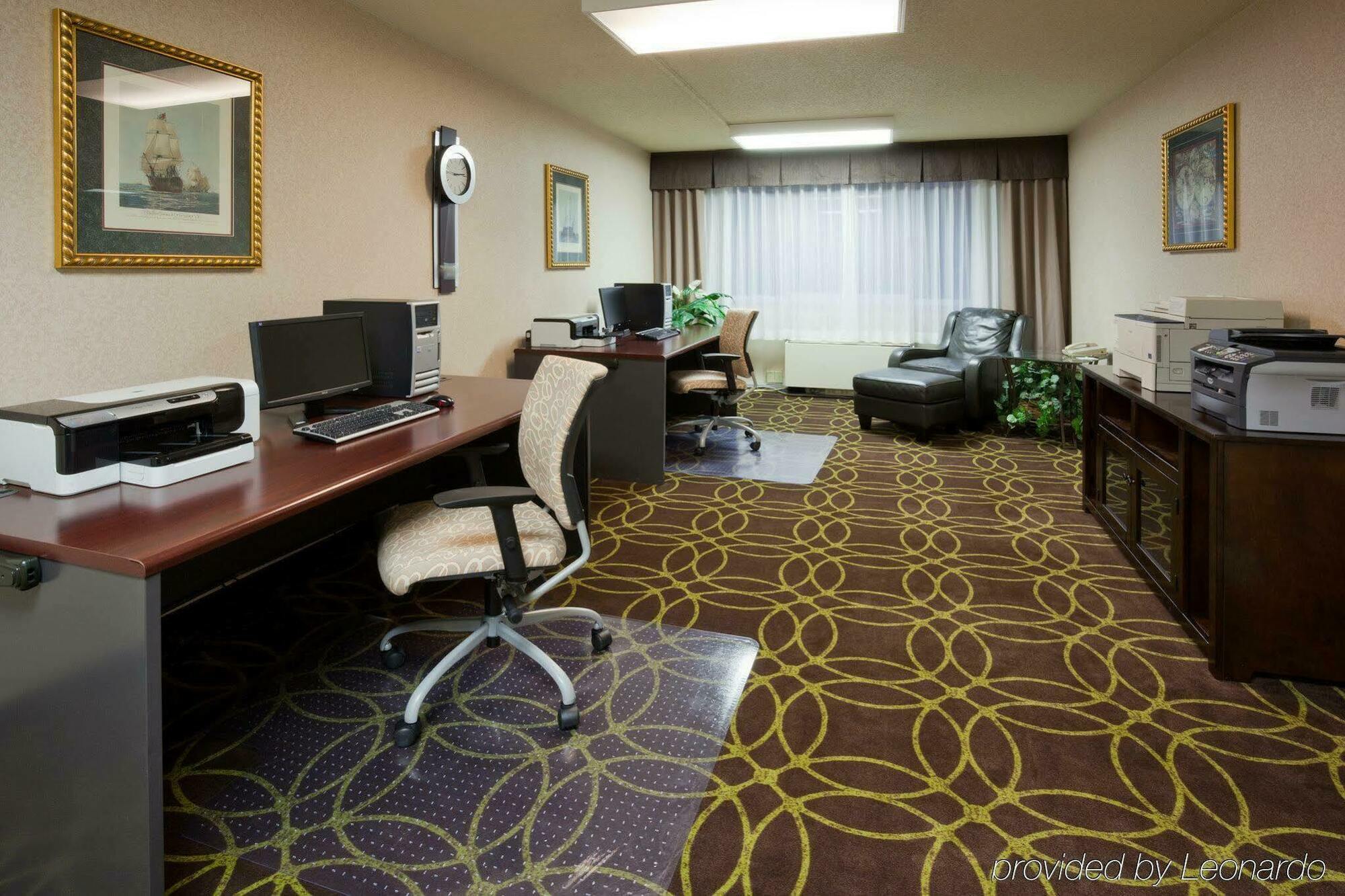Holiday Inn Marquette By Ihg Экстерьер фото
